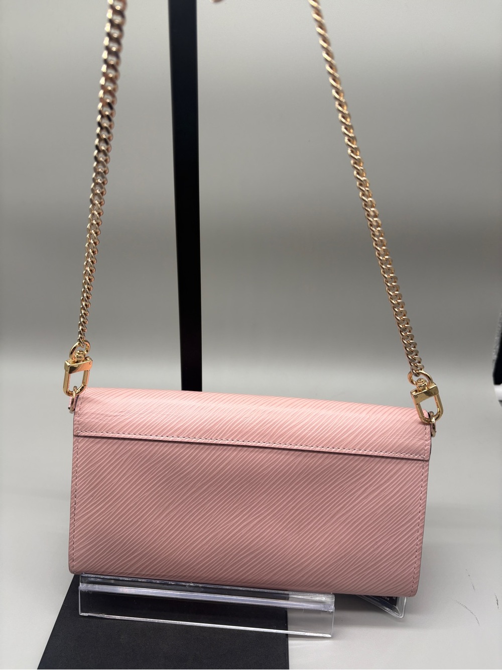 Louis Vuitton Twist Wallet Pink Epi Leather w/ Replacement Chain” - Picture 2 of 14